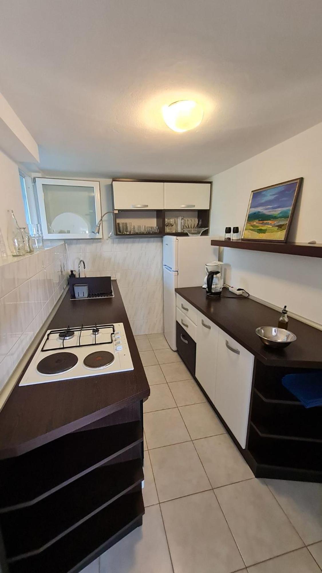 Apartmani Ela Prvić Luka Dış mekan fotoğraf