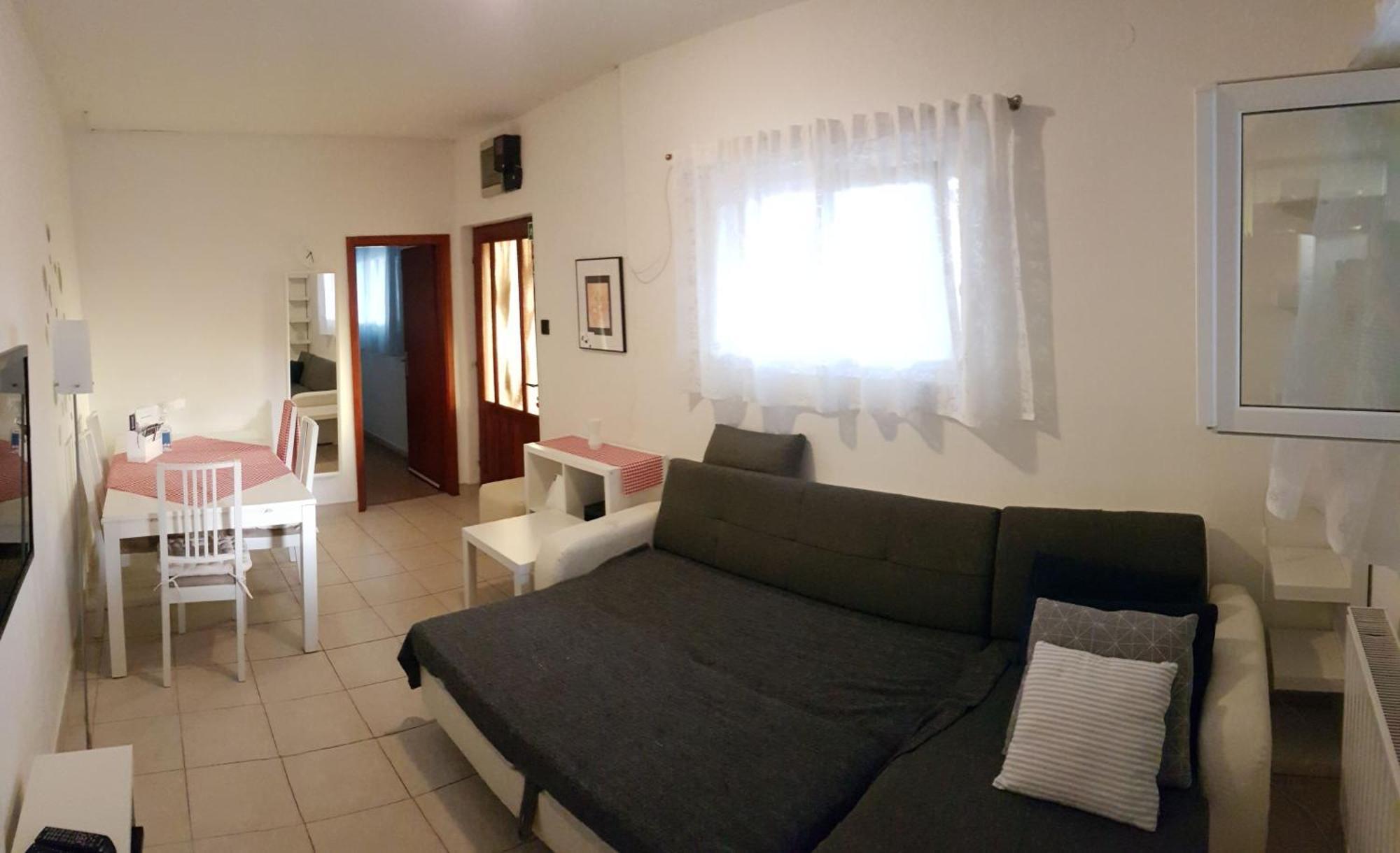 Apartmani Ela Prvić Luka Dış mekan fotoğraf