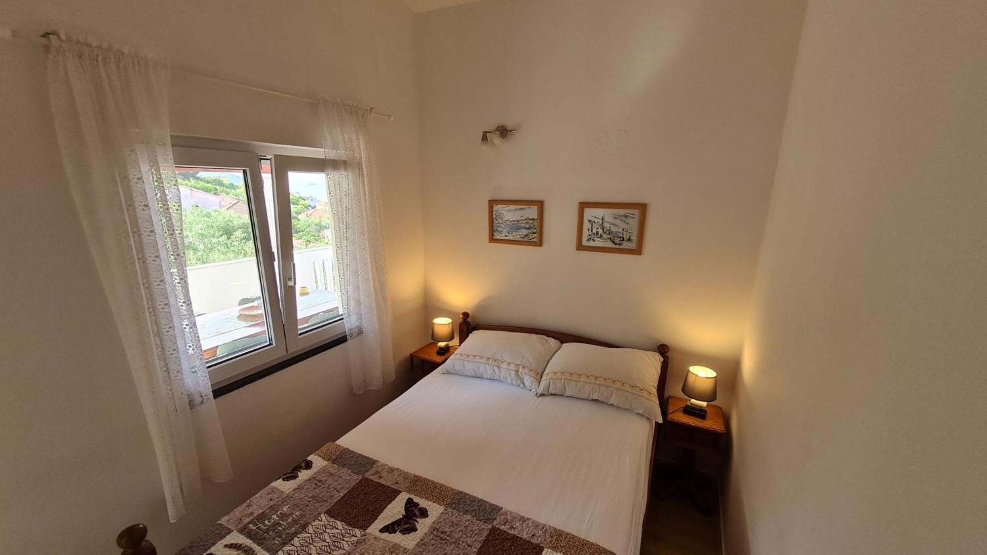 Apartmani Ela Prvić Luka Dış mekan fotoğraf