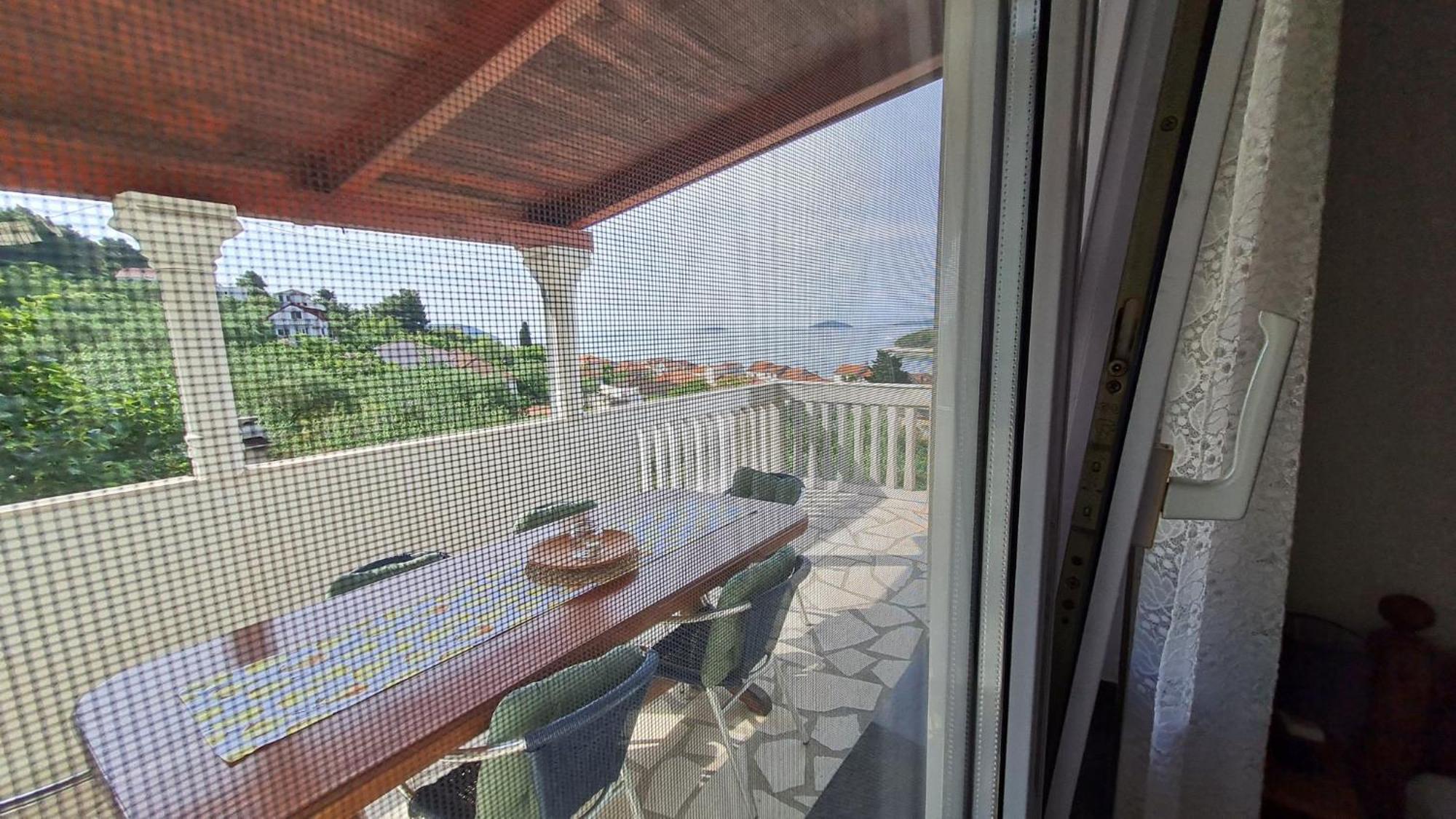 Apartmani Ela Prvić Luka Dış mekan fotoğraf