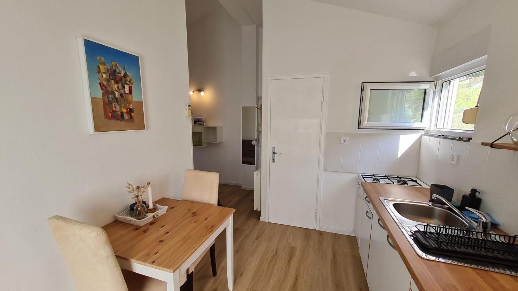 Apartmani Ela Prvić Luka Dış mekan fotoğraf
